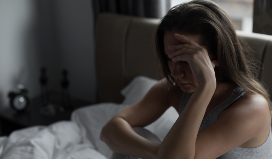 Inversion de corps, crash aérien, cercueil perdu : comment la justice évalue le préjudice moral subi par les familles dans ces situations funéraires ?