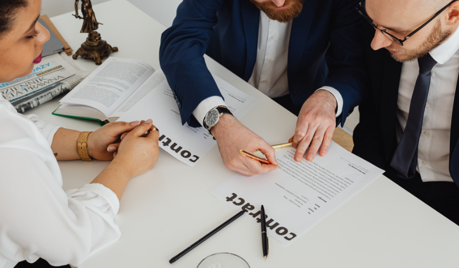 Surveillance des opérations funéraires : quelles opérations sont encore contrôlées, quand la police intervient et quand les vacations sont dues.